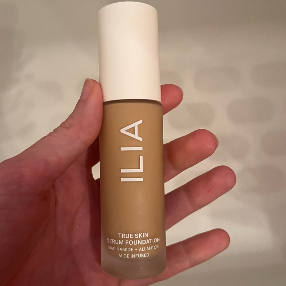 Ilia True Skin medium coverage serum foundation with niacinamide Kunoy SF4.5
